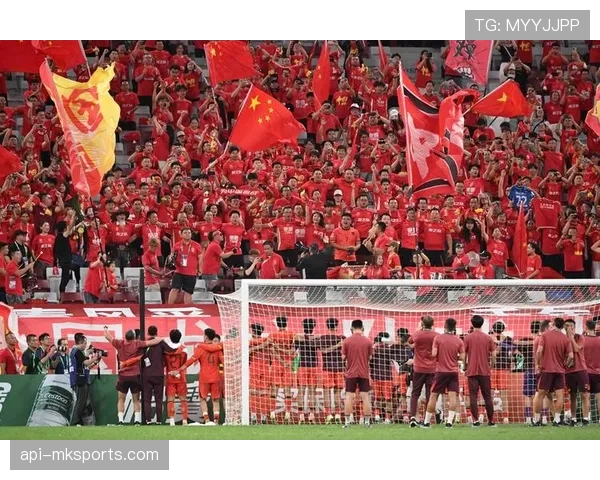 欧冠赛事是否会成为拖累意甲争冠球队的“双刃剑”?